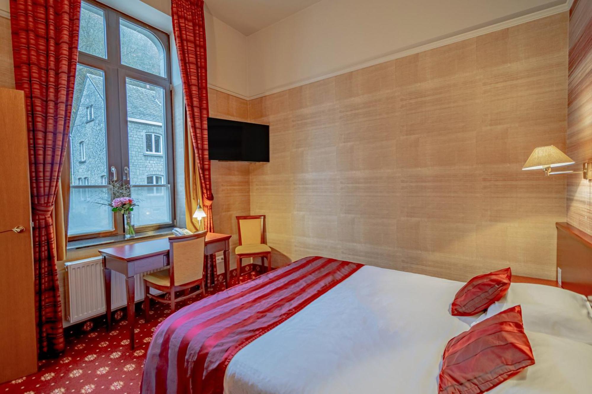 Tweepersoonskamer met 1 of 2 Bedden en Uitzicht
